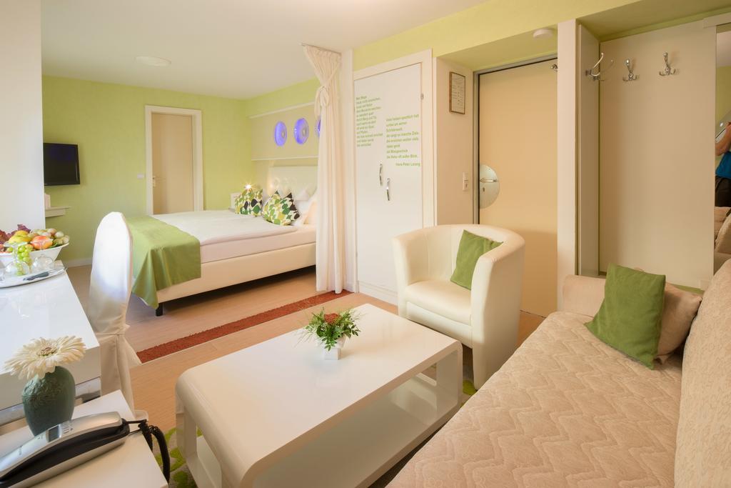 Central Boutique Hotel باد ميرغنثيم الغرفة الصورة