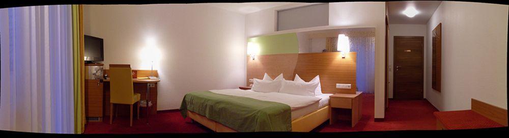 Central Boutique Hotel باد ميرغنثيم المظهر الخارجي الصورة