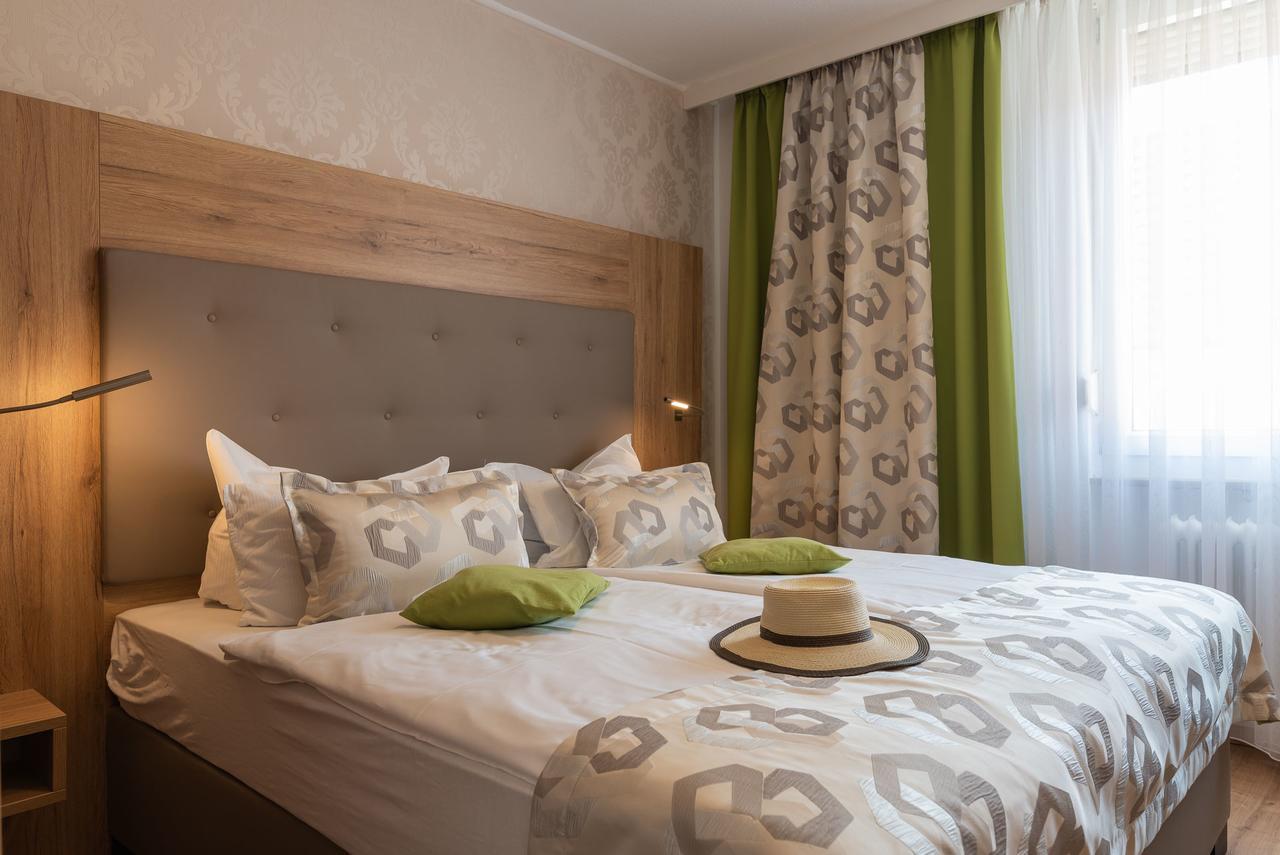 Central Boutique Hotel باد ميرغنثيم المظهر الخارجي الصورة
