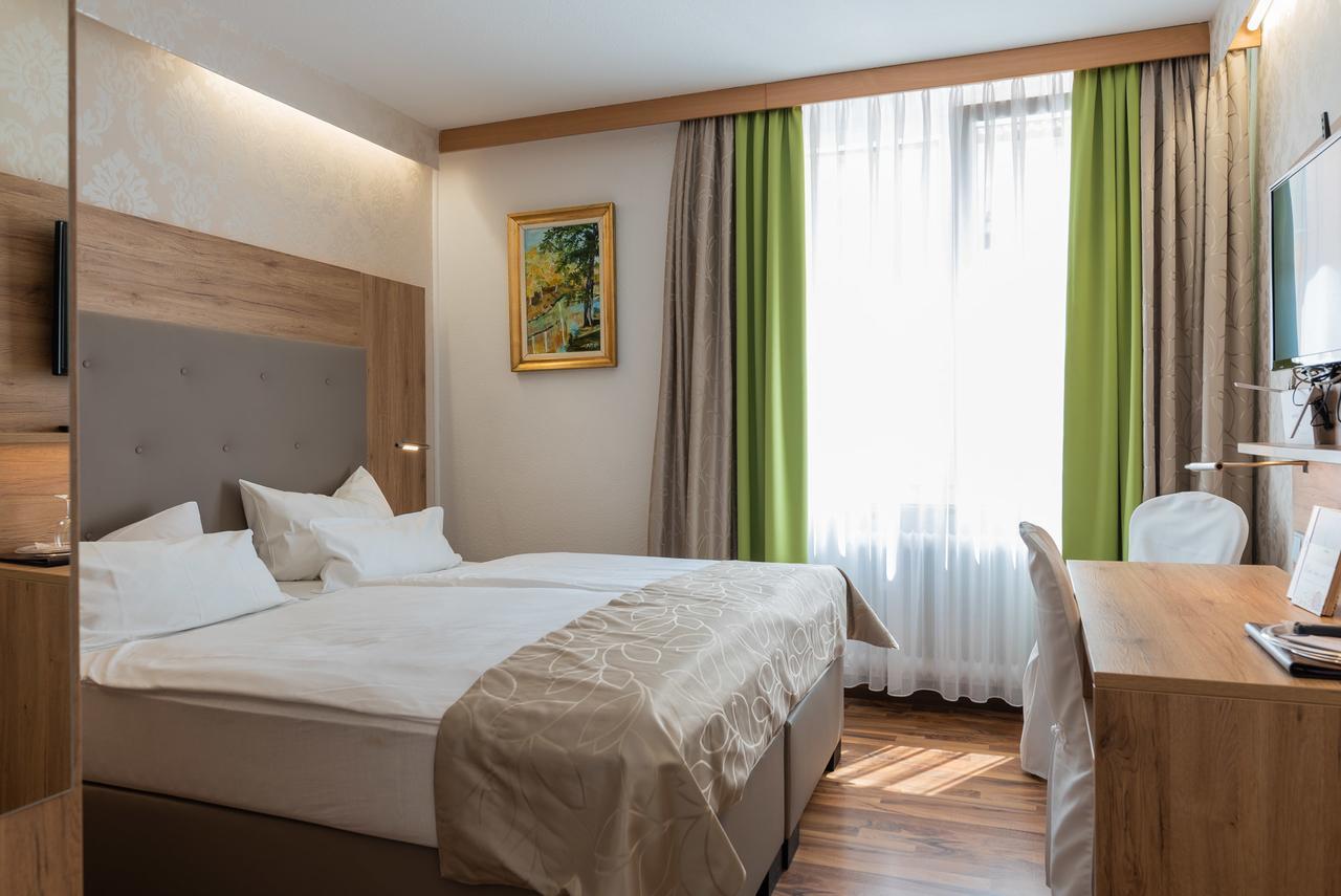 Central Boutique Hotel باد ميرغنثيم المظهر الخارجي الصورة