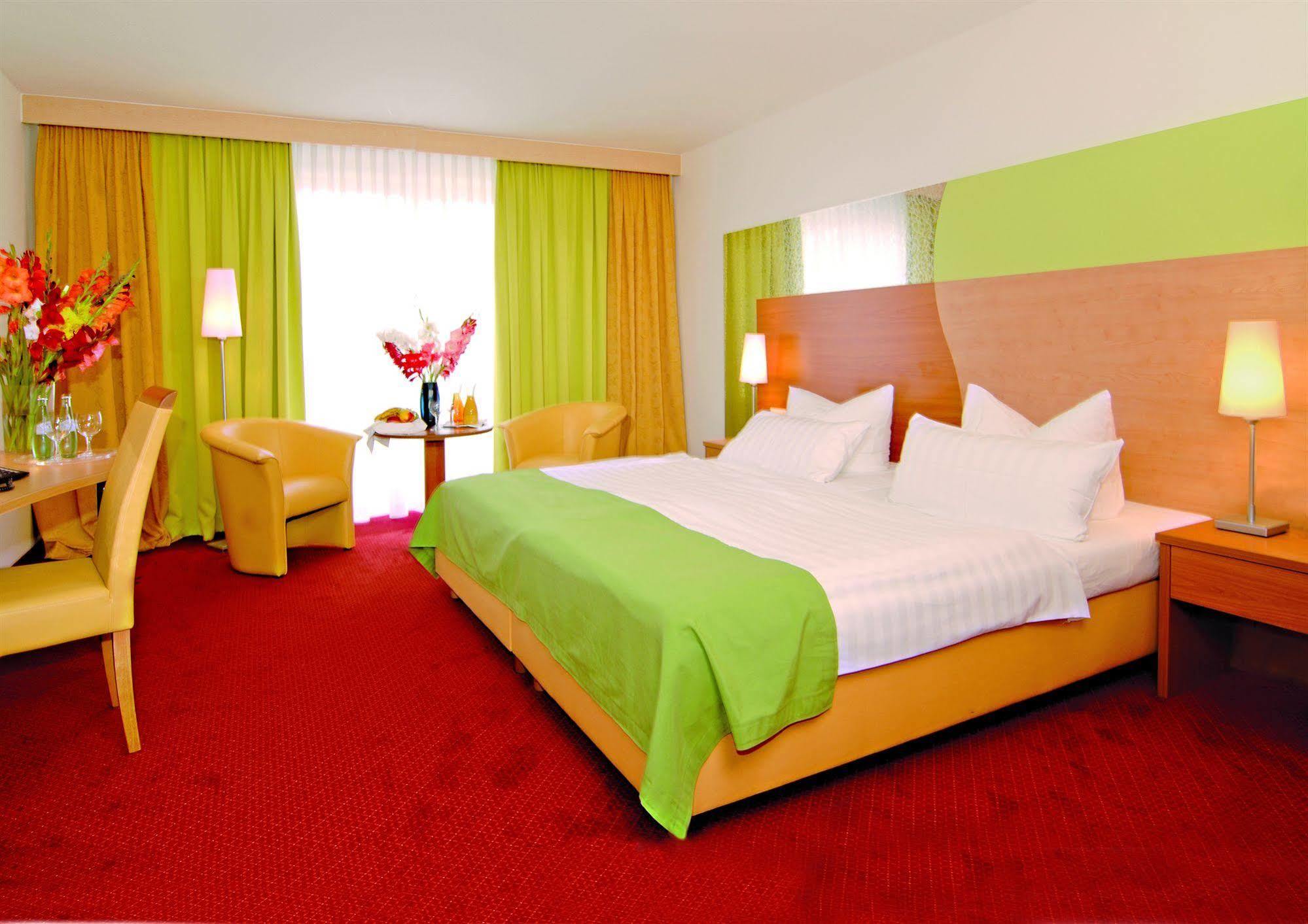 Central Boutique Hotel باد ميرغنثيم المظهر الخارجي الصورة