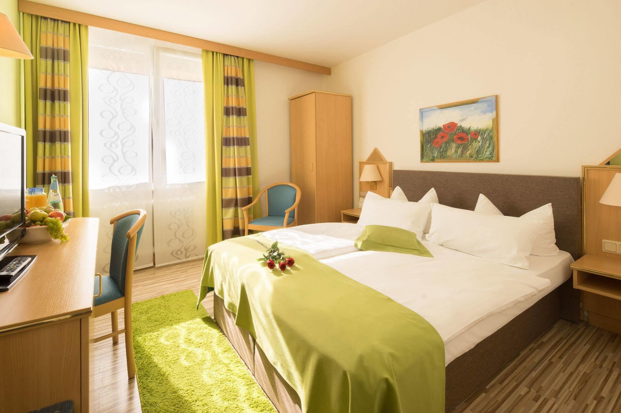 Central Boutique Hotel باد ميرغنثيم المظهر الخارجي الصورة