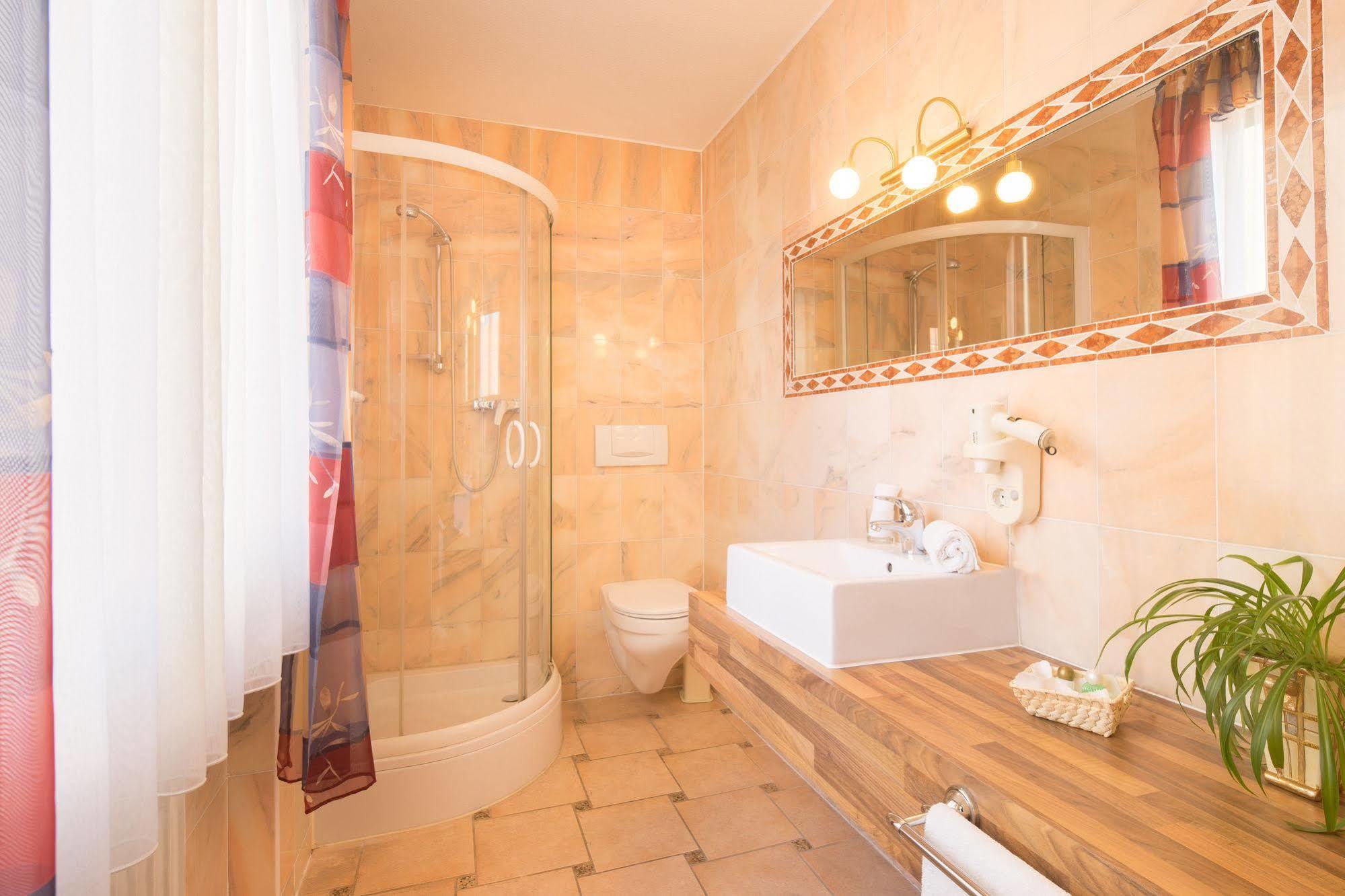 Central Boutique Hotel باد ميرغنثيم المظهر الخارجي الصورة